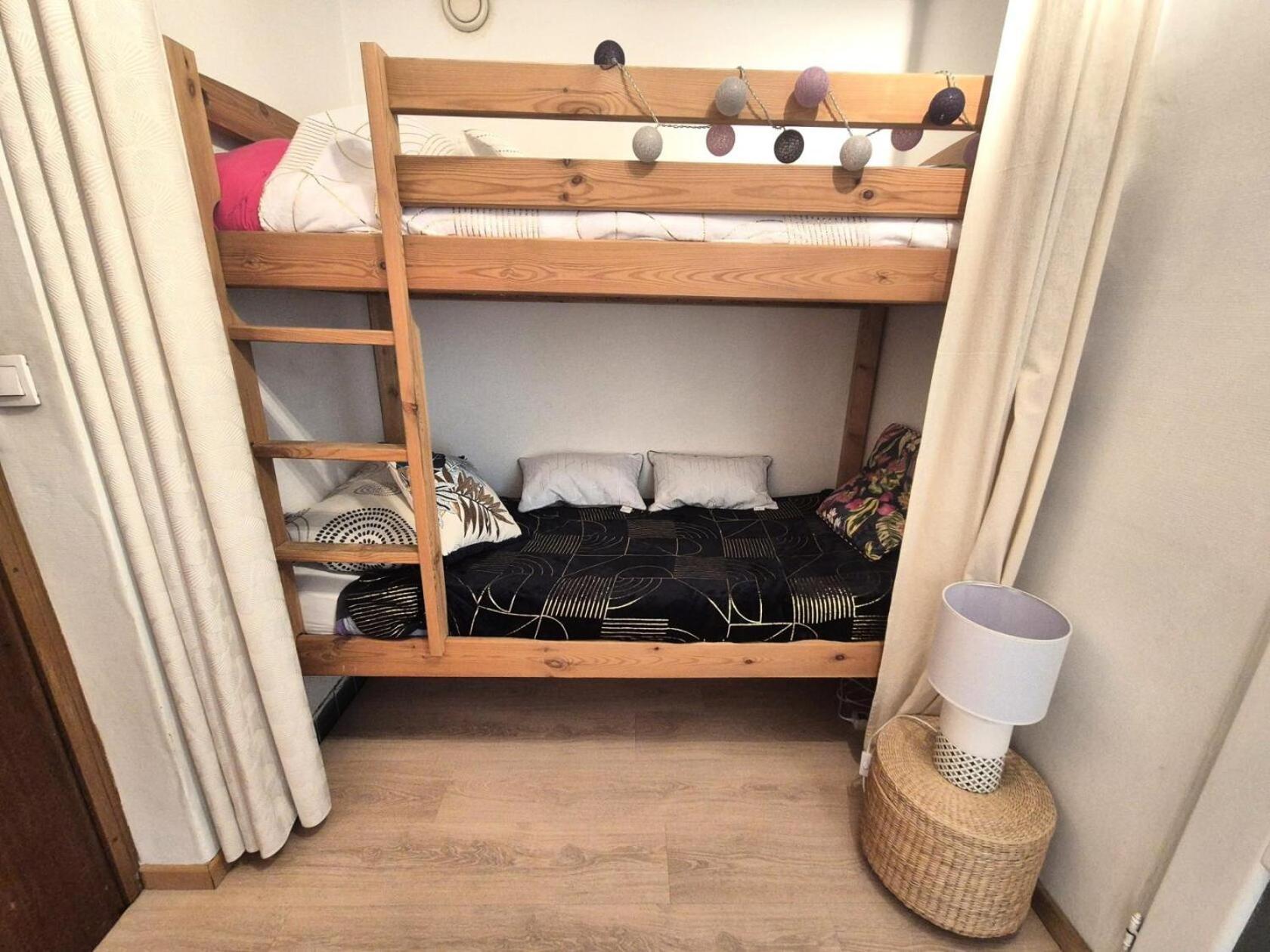 Résidence Montcalm D - Pour 3 Personnes 704 Appartement *